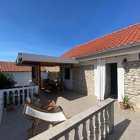 Apartman Sanja Vrsi Exterior photo